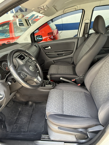 Volkswagen Fox 1.6 Vht Trend Total Flex I-motion 5p