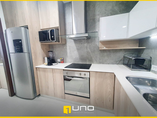 Imagen 7 de 24 de Departamento De Dos Suites Y Baño De Visitas En Venta En Edifico Platinium Ii