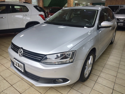 Volkswagen Vento 2.5 Luxury 170cv