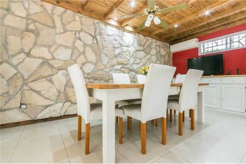 Venta Casa 4 Dormitorios En Glew - Con Pileta
