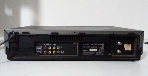 Video Cassetera Sony Modelo Slv-l76hfar Gris (Usado)