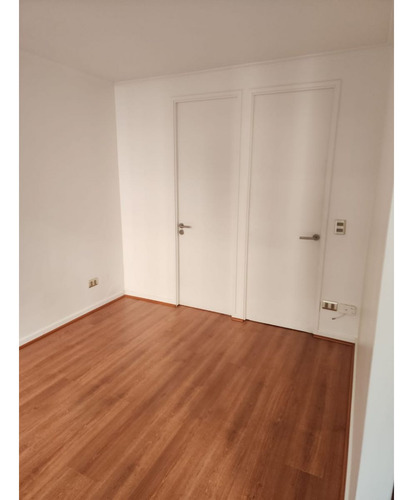 Rebajado Impecable Piso 2 Con Terraza Y Walk In Closet, Me