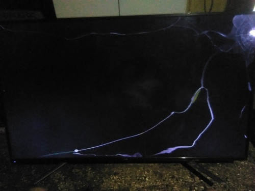 Imagen 3 de 4 de Smart Tv Kanji 55 4k Pantalla Partida Sin Control