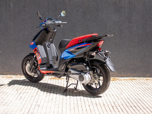 Imagen 4 de 25 de Aprilia Sr 160 Azul Financiacion Abs Inyeccion Concesionario