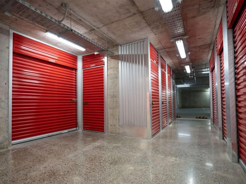 Amplia Y Moderna Of De 85 Mt2 En Arriendo En Providencia