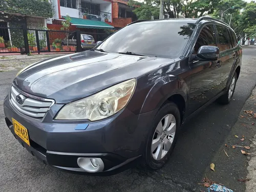 Subaru Outback 2.5i Awd
