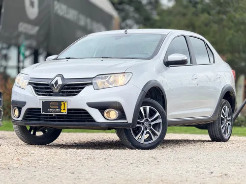 Renault Logan 1.6 Privilege / Intens