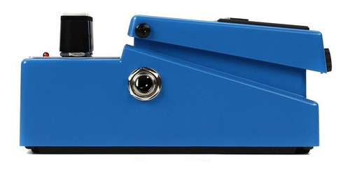 Imagen 4 de 5 de Pedal de efecto Boss Compression Sustainer CS-3 azul