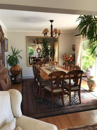 Imagen 9 de 30 de Casa Con Vista Lago Y Volcan En Venta De 5 Dorm. En Pucón