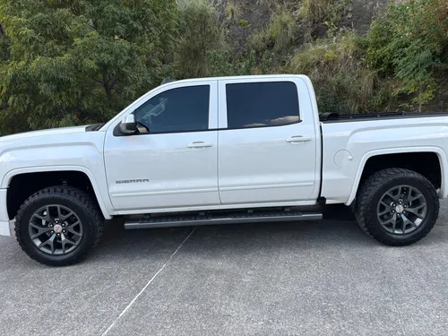 Impecable Gmc Sierra Stl 2016