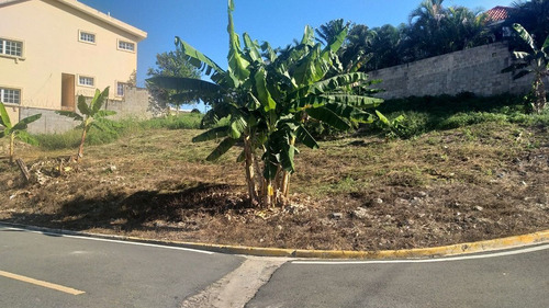 Solar De Esquina En Tremenda Ubicación De Cuesta Hermosa Iii