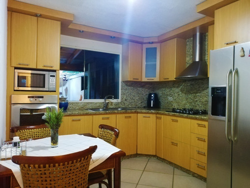 Imagen 7 de 27 de Lujosa E Impecable Casa En El Valorado Conjunto Terrazas Buenaventura I