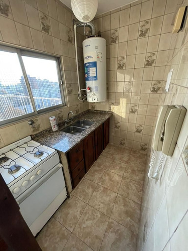 Imagen 3 de 9 de Departamento En Venta En Ramos Mejía