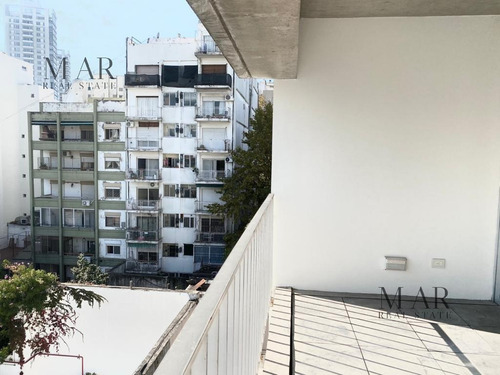 Imagen 3 de 24 de Retasado! Departamento En Venta, 2 Amb Con Gran Balcon Y Cochera