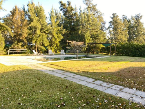 Casa De 3 Dormitorios Con Pileta - Country Cerrado - Aldea