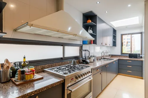 Apartamento En Arriendo En El Refugio. Cod A10663