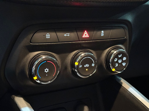 Chevrolet Onix 1.0 FLEX PLUS LT MANUAL