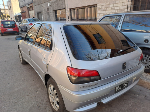 Peugeot 306 1.9 Boreal D Aa