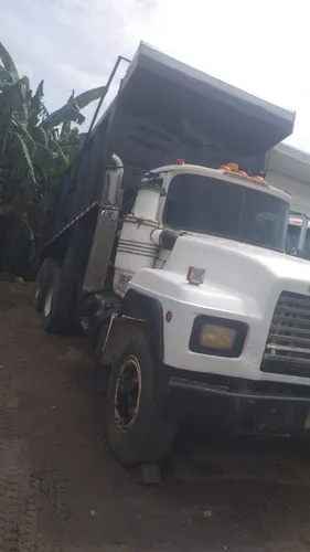 Mack Enfermera