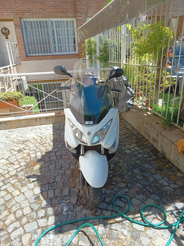 Suzuki Burgman 200