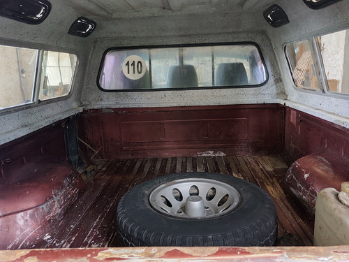 Ford F-100 4.9 Xlt