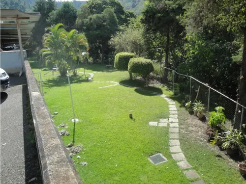 En Manzanares Oeste,se Vende