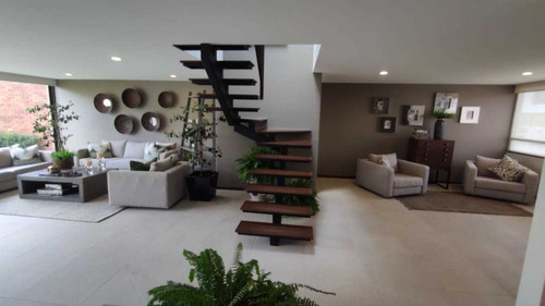 Imagen 7 de 14 de Casa Con Amplio Jardín A 10 Min De Galerías Metepec