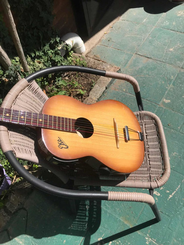 Guitarra Eko