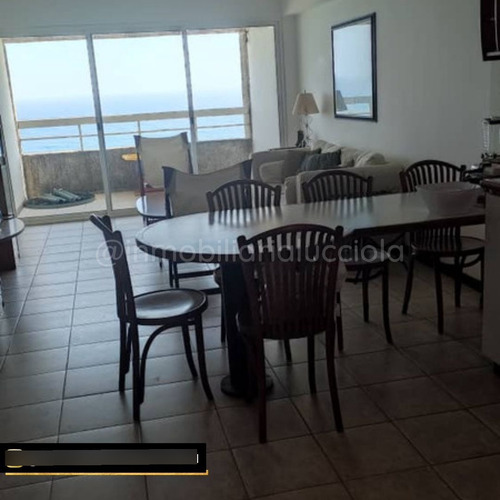 Imagen 6 de 14 de En Venta Comodo Y Espacioso Apartamento Con Vista Al Mar Caribe, Catia La Mar, Edo. La Guaira, Construcciòn 74 Mts2, Ref 230