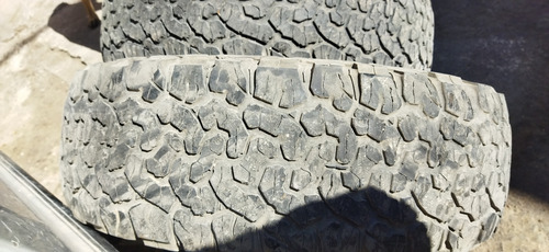 Bfgoodrich All-terrain T/a Ko2 235/75r15 104/101 S (Usado)