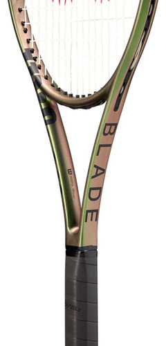 Raqueta de tenis Wilson Blade 98 color dorado tornasolado encordado 18 x 20 grip 4 1/2