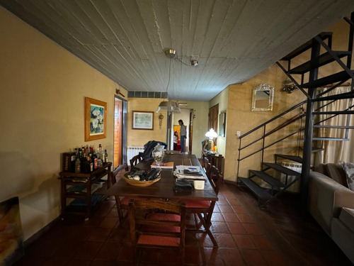 En Venta Espectacular Casa De Categoria En Agua De Oro