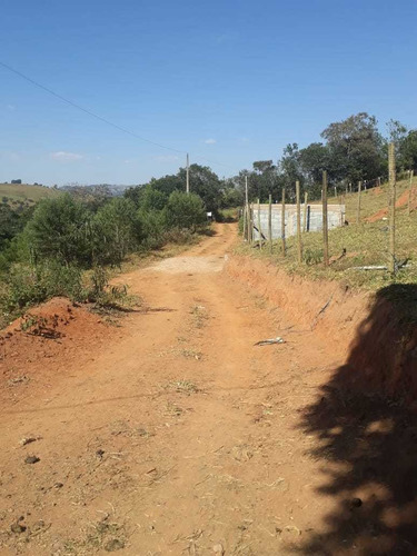 Chácara Com 2.250m . Estiva Sul De Minas Gerais