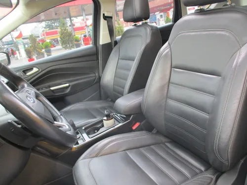 Ford Escape Titanium 4x4 2000cc At Aa