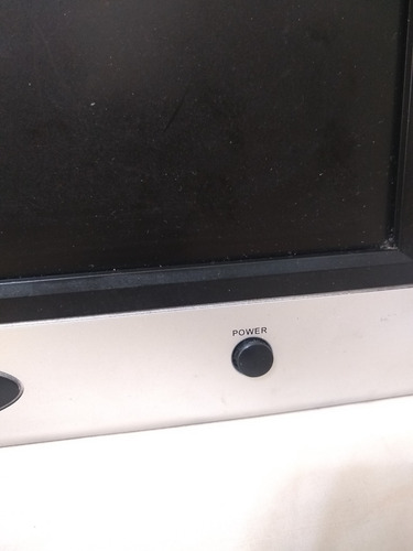Televisor De 20 Pulgadas - Dañado (Usado)