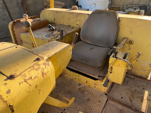 Imagem 5 de 12 de Trator De Esteira Caterpillar D8k Ano 1983