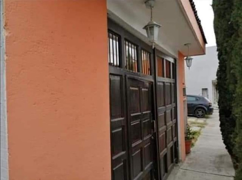 Imagen 2 de 10 de Casa Seminueva En Oportunidad