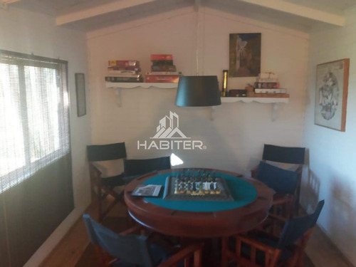 Casa En Venta De 4 Dorm. En Linares