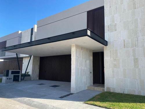 Casa En Venta En Santa Inés, Lomas Del Campanario Norte, Querétaro, Querétaro