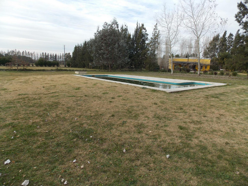 Casa En Barrio Privado Chacras De Uribelarrea