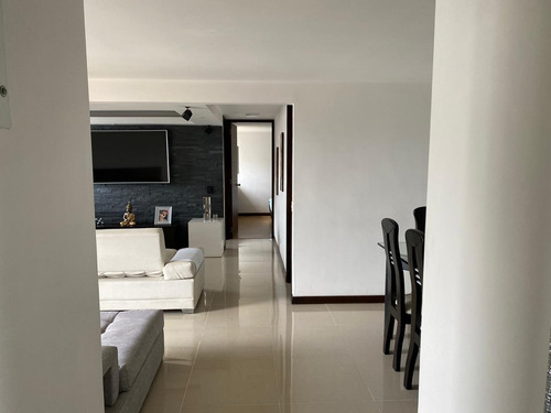 Imagen 4 de 14 de Venta De Apartamento En La Almeria Unidad Cerrada Piso Alto