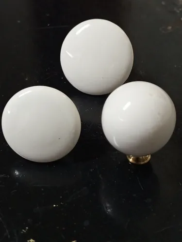 Tiradores De Cerámica Blancos