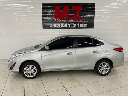 Imagem 7 de 9 de Yaris 2019 Sd Xl 1.5 Automático Prata