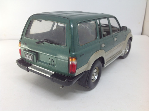 Miniatura Welly 1/18 Gmc Yukon Denali - Rara!