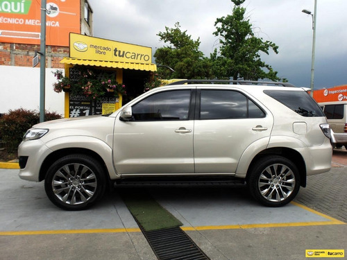Imagen 5 de 25 de Toyota Fortuner