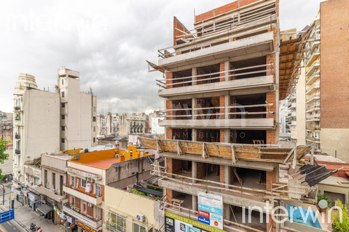Edificio Comercial De 3 Plantas. Excelente Ubicación!! - Balvanera