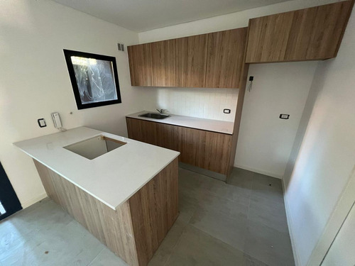 Imagen 5 de 13 de Alquiler Duplex 4 Ambientes - Parque Leloir