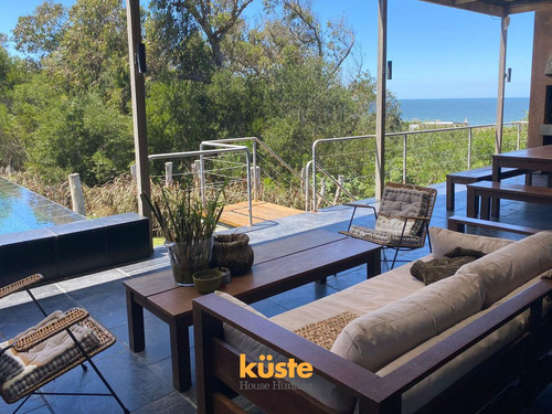 Casa - Santa Monica