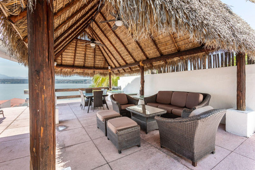 Casa A Orilla Del Lago De Tequesquitengo