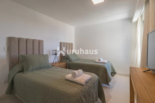 Alquiler Apartamento Tres Dormitorios Punta Del Este Edificio Look Brava